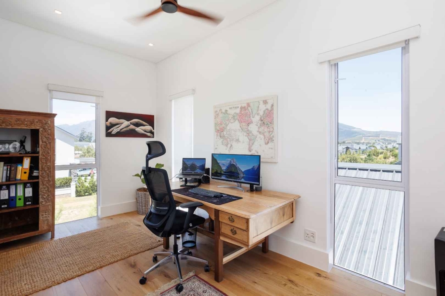 4 Bedroom Property for Sale in Val De Vie Estate Western Cape